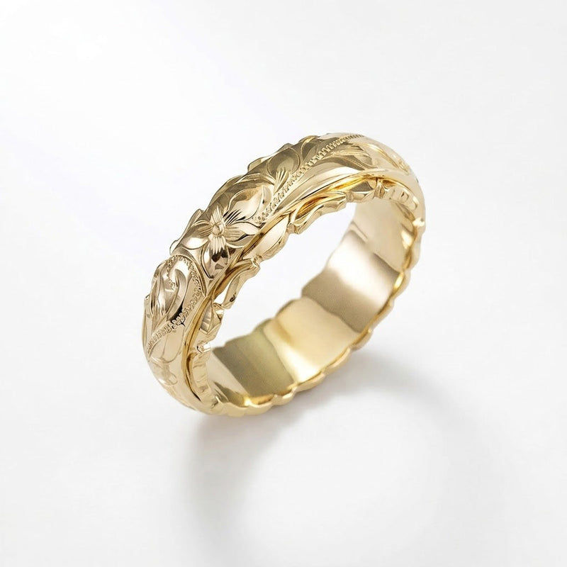 Mila - Gold ring with vintage floral design