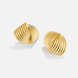 Beatrix – Gold Earrings with Fan Design