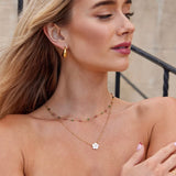 Alissa – Gold Necklace with Flower-Shaped Pendant
