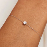 Klára Bracelet with Moissanite Gem